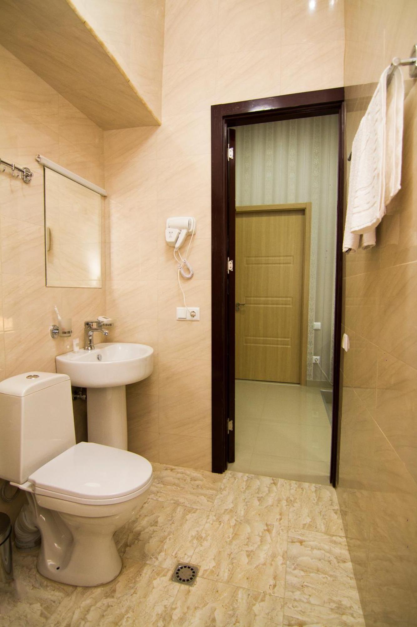 Hotel Brick House Тбилиси Экстерьер фото