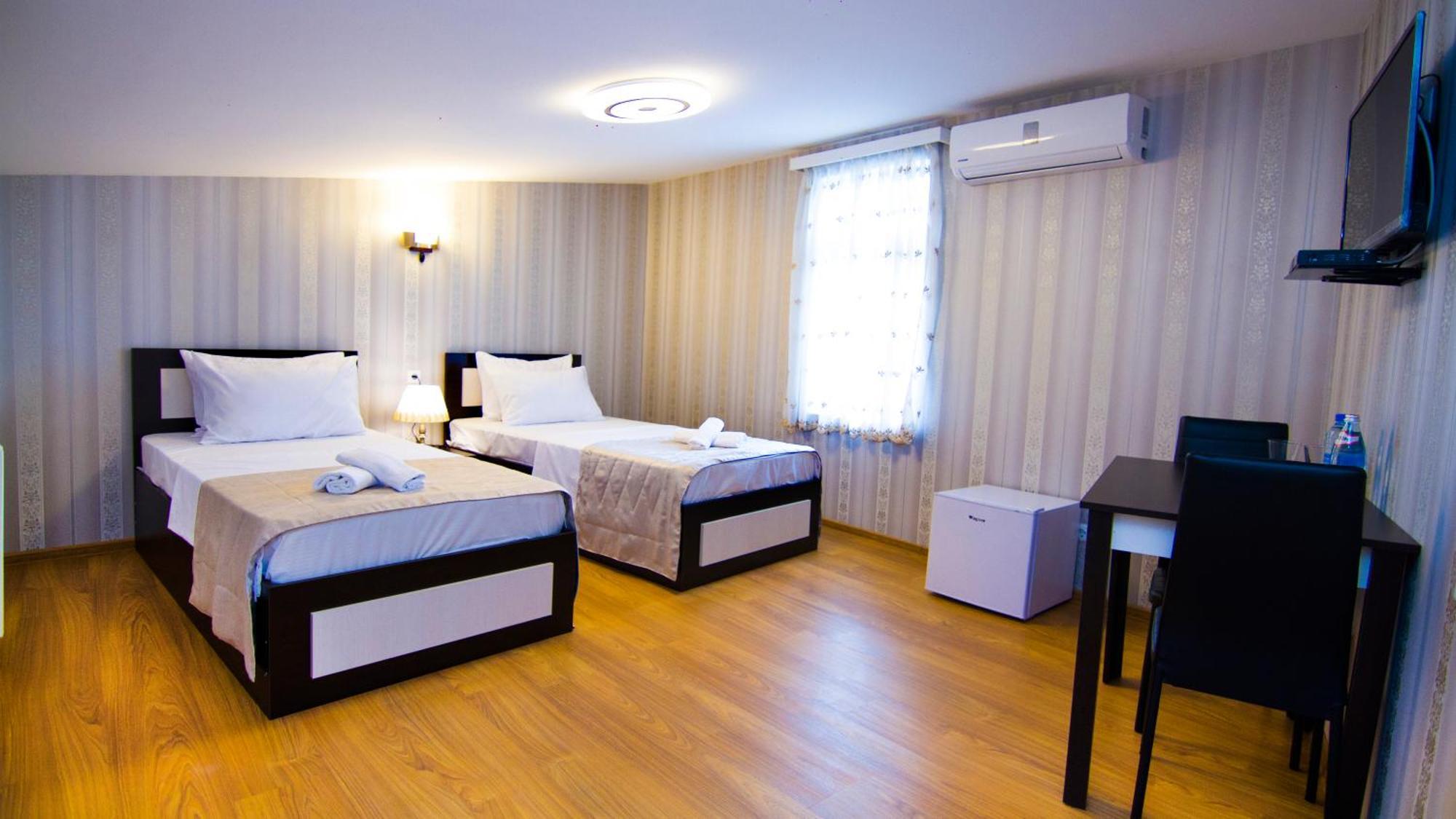 Hotel Brick House Тбилиси Экстерьер фото